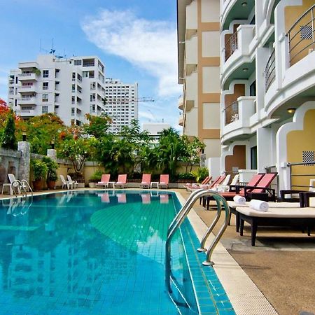 Best Beach Villa Pattaya Bagian luar foto