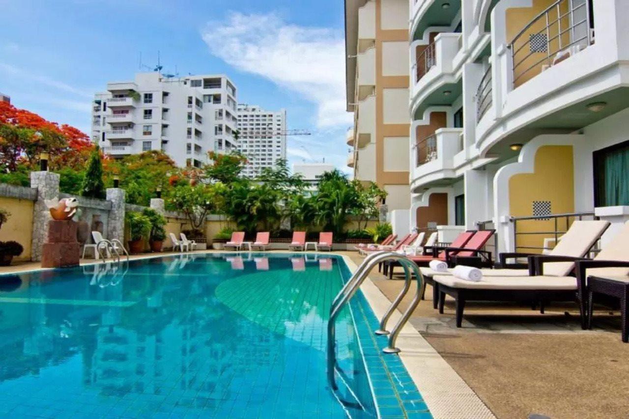 Best Beach Villa Pattaya Bagian luar foto