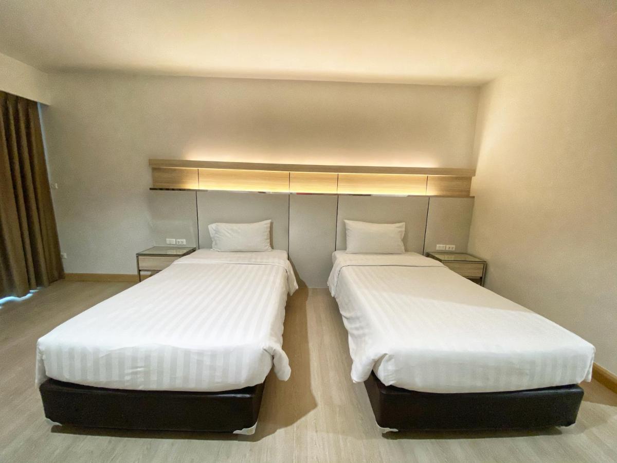 Best Beach Villa Pattaya Bagian luar foto