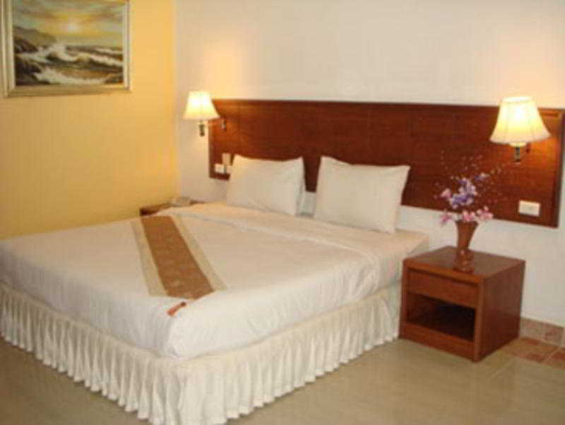 Best Beach Villa Pattaya Bagian luar foto